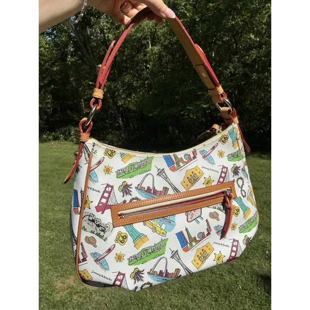Dooney & Bourke East West Collins Hobo Handbag Americana‎ Hollywood Travel MINT